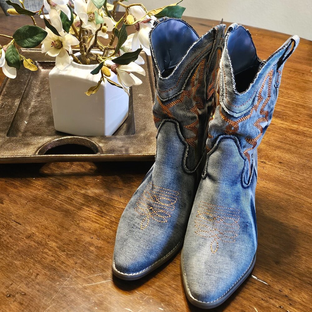 Denim blue cowboy boots size 8